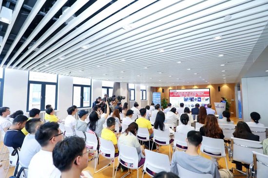 努力吸引名校学子到浦东创新创业！2023海外高校青年人才“看浦东”系列活动收官1.jpg