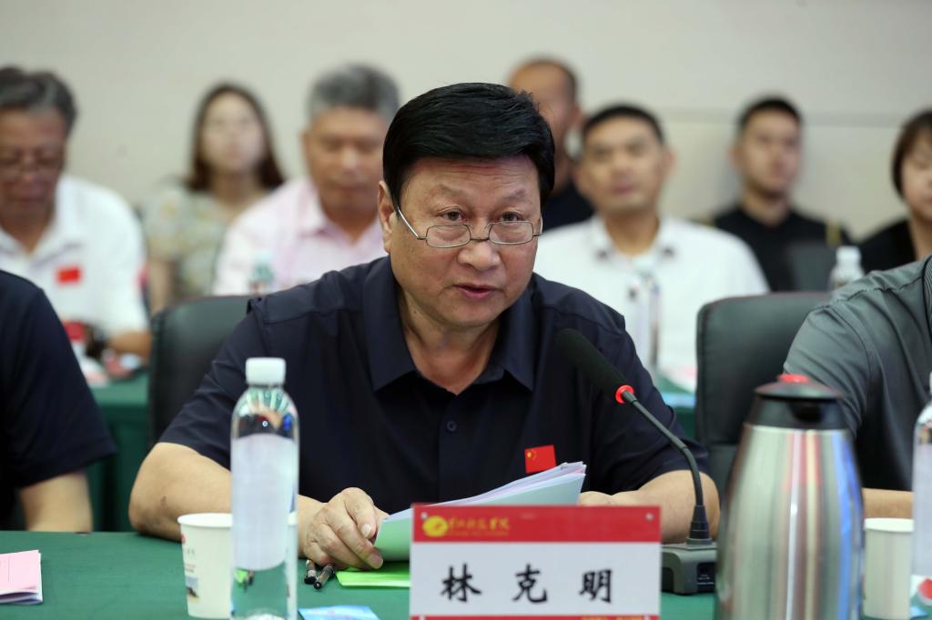 1692084133135359.jpg 河南省普通高等学校体育类专业产教融合创新联盟成立大会4.jpg