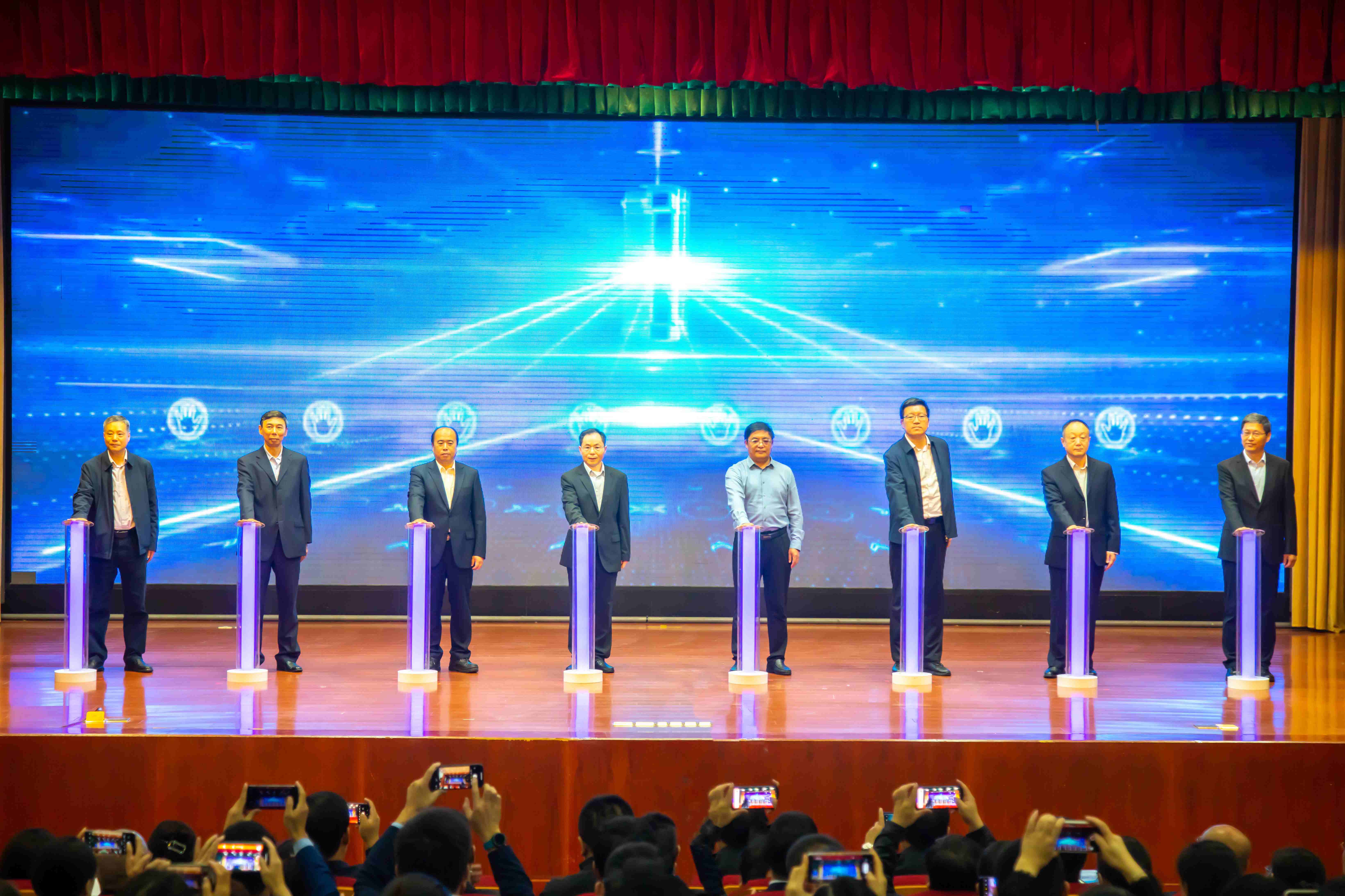 三大产教融合共同体在山东商务职业学院签约成立1 (1).jpg