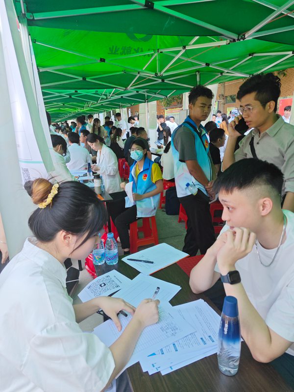 4000岗位等你来！广州南洋理工职业学院秋季校园 “双选”招聘会举办6.jpg