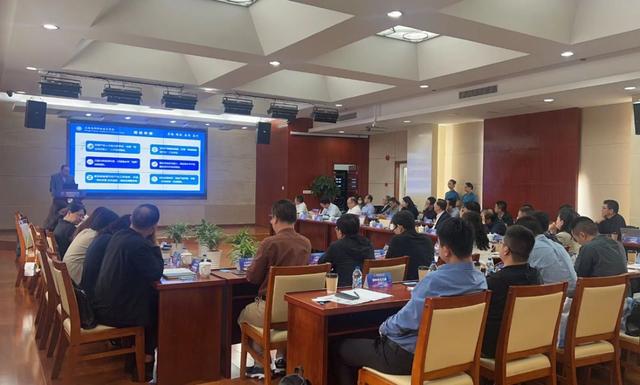 全国智能新能源汽车行业产教融合共同体在虹口成立1.jpeg