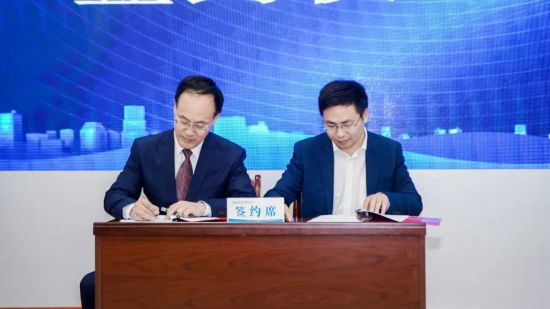 全国网络客户服务行业产教融合共同体、全国邮政快递行业产教融合共同体在甘肃交通职业技术学院成立13.jpg