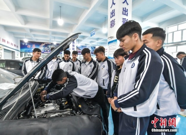 教育援疆 湖北持续支援新疆博州职业教育发展.jpg