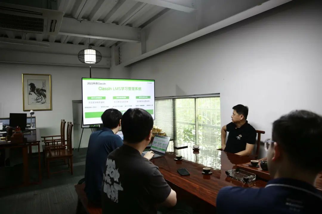 北京翼鸥教育一行赴民生在线教育参访交流，共探合作新机遇1.jpg