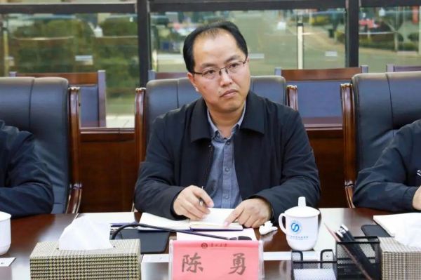 数智交通产教融合共同体建设交流会在贵州交通职业技术学院召开2.jpg