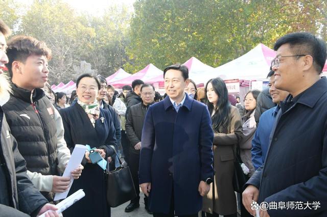 曲阜师大举办2023年秋季校园专场招聘会.jpeg