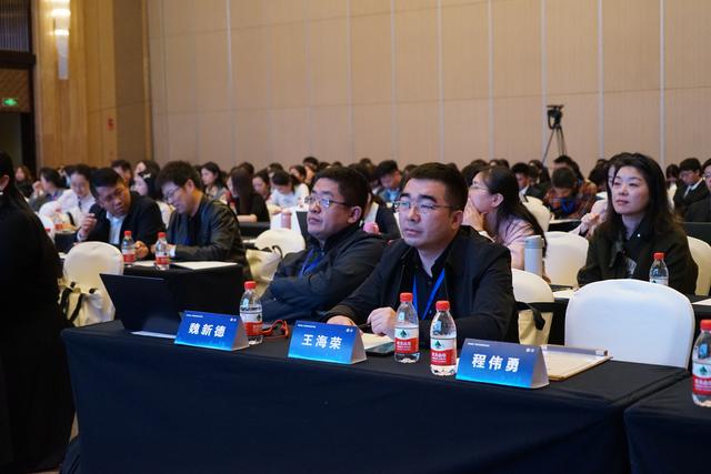 数智化赋能：旅游职业教育的变革与创新 全国数智化虚拟仿真实训基地建设与发展研讨会在重庆万州圆满落幕6.jpeg