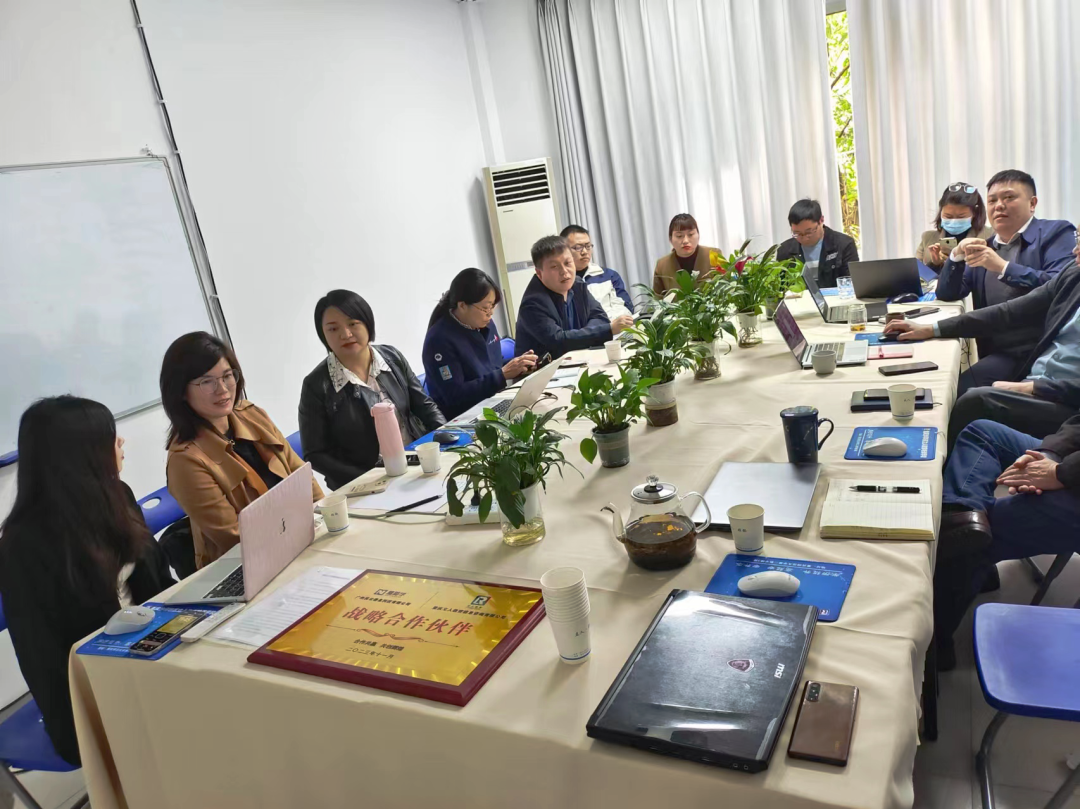 慧简学与立人教育达成战略合作，共同推进职业教育高质量发展5.png