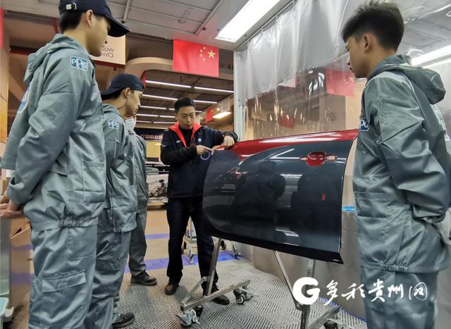 1701229276971320.jpeg 育交通英才 铸职教品牌——贵州交通技师学院这十年3.jpeg