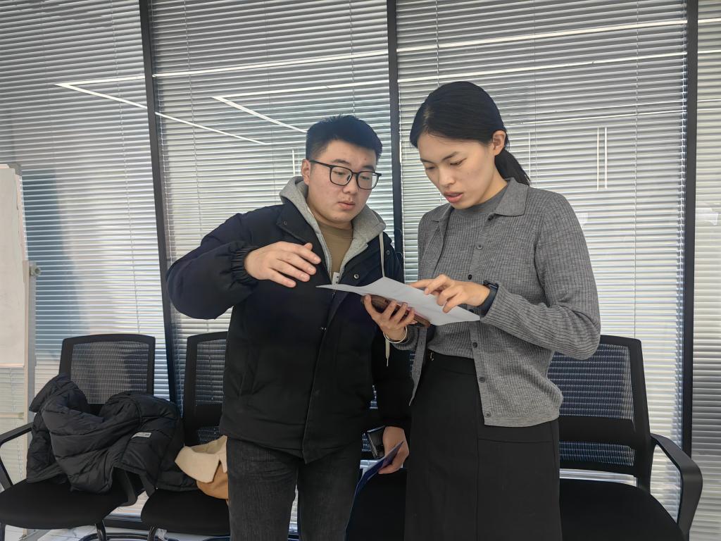 访企拓岗促就业——机电学院走进“高测股份”“科捷智能” 精准推荐毕业生4.jpg