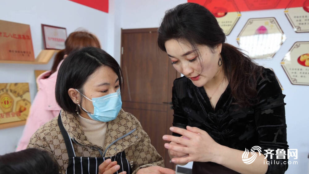 枣庄山亭开展“花馍”技艺培训 提高群众灵活就业能力1.jpeg