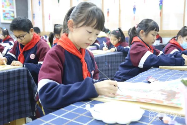 基础教育跨学科融合、职业教育打出“非遗”创意 江苏教育现代化30年展示“无锡答卷”9.jpg