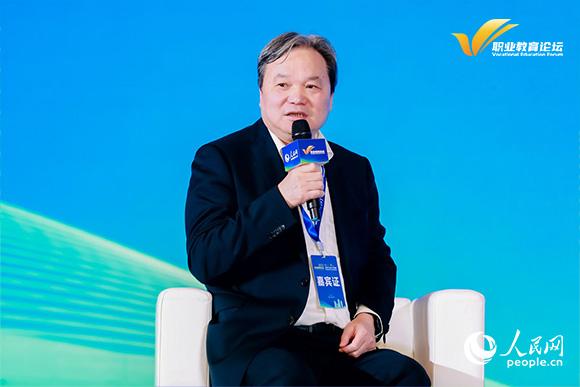 周建松：全面提升职业教育的社会吸引力.jpeg