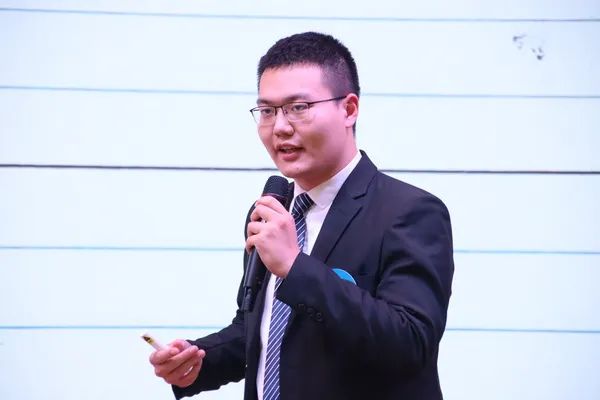 商丘工学院成功举办首届全国大学生职业规划大赛校级决赛2.jpg
