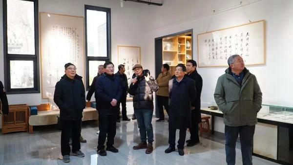 河南高等学校美术、设计学院赋能乡村振兴研讨会在大召营召开1.jpeg
