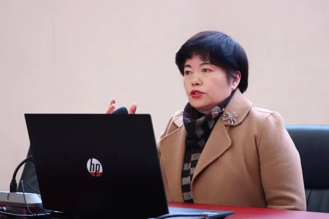 1704333882514467.jpeg 云南托育服务行业产教融合“3 岁以下婴幼儿照护服务”专业建设研讨会在昆幼师专隆重举行3.jpeg