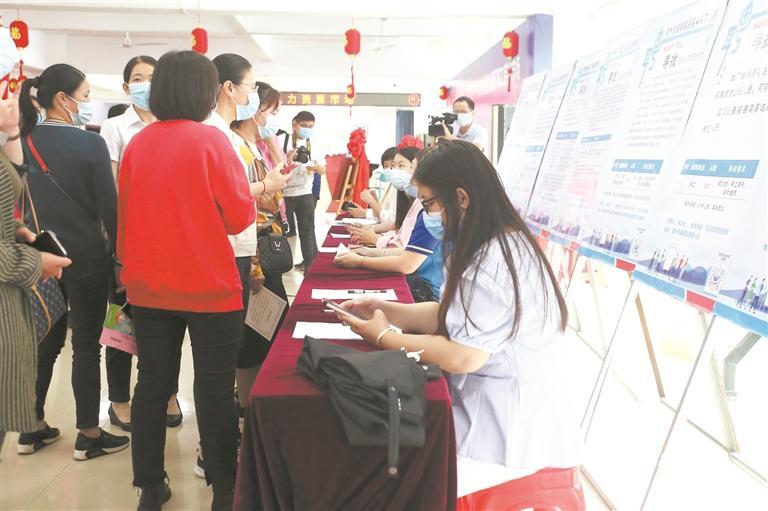 “家门口”灵活就业  零工“小市场”服务“大民生”2.jpg