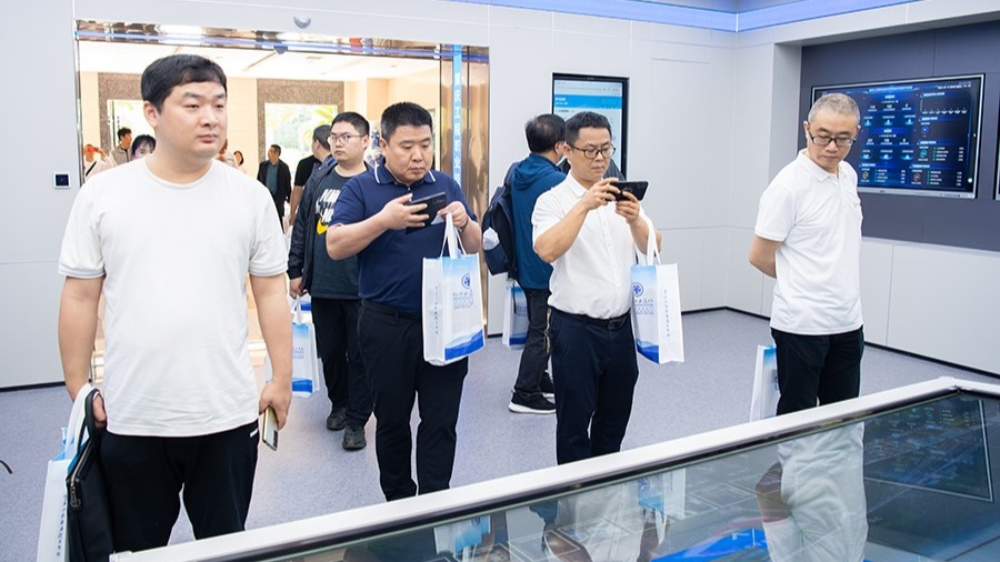 1713838507392093.jpg 数字赋能职业教育 重庆工程职院数字化转型有成效.jpg